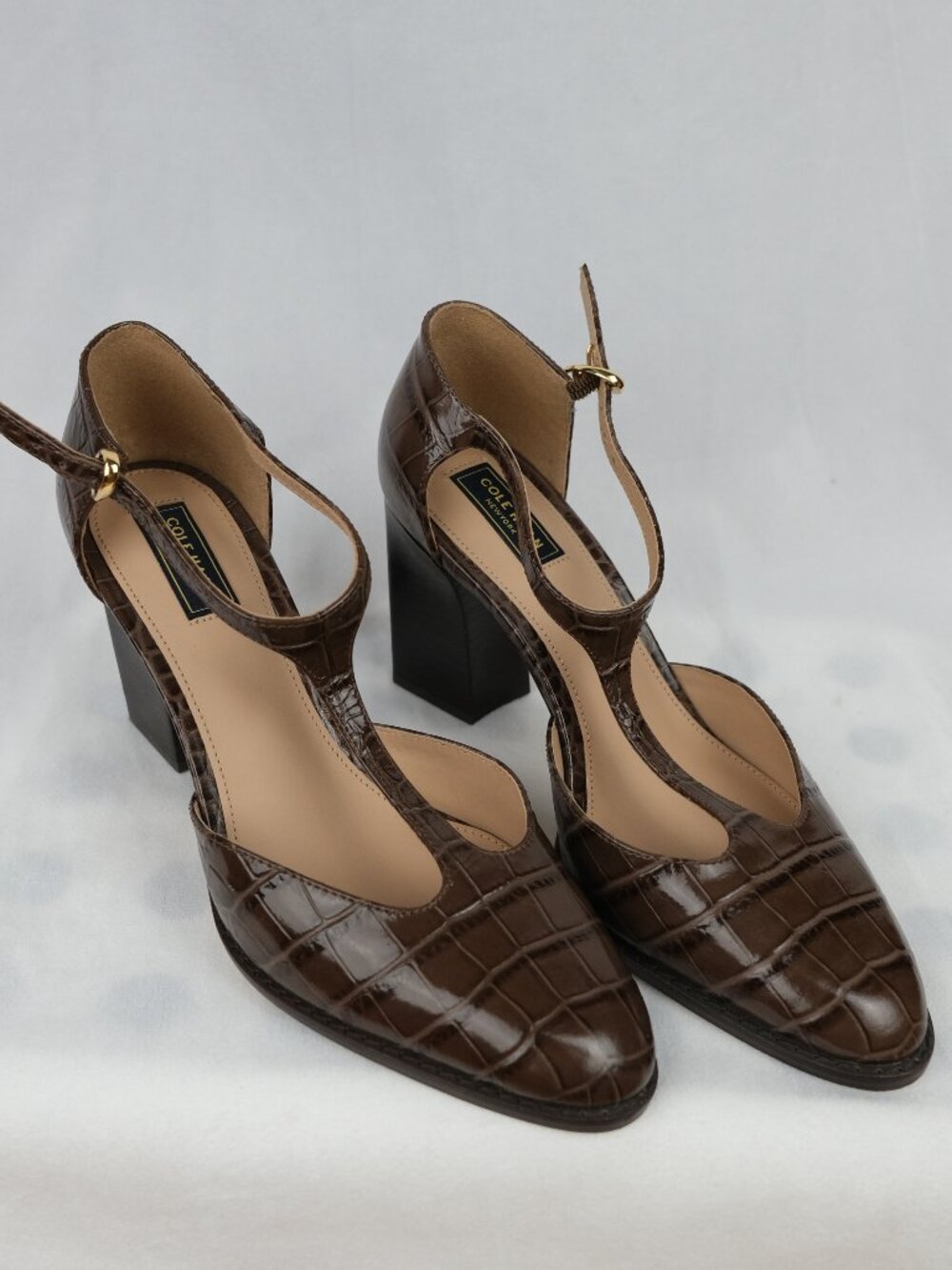 Cole Haan T-Bar Heels Crocodile Brown Size 6 Block Heels